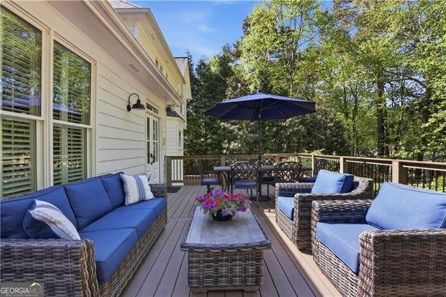 4662 Gilhams Road NE, Roswell, GA 30075