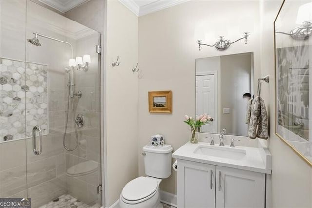 4662 Gilhams Road NE, Roswell, GA 30075