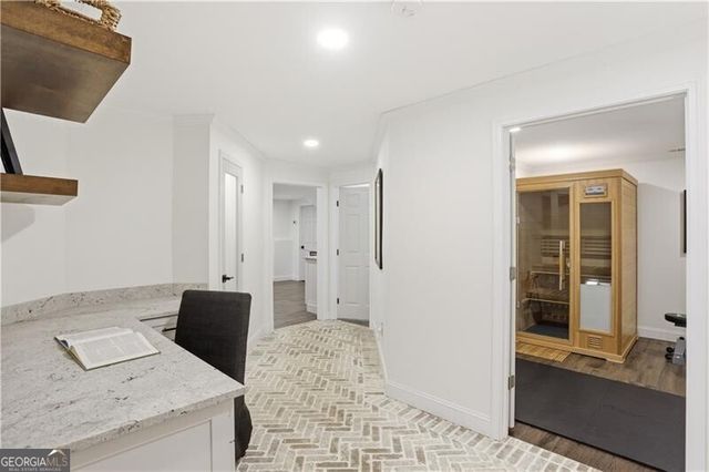4662 Gilhams Road NE, Roswell, GA 30075