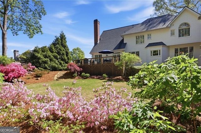 4662 Gilhams Road NE, Roswell, GA 30075