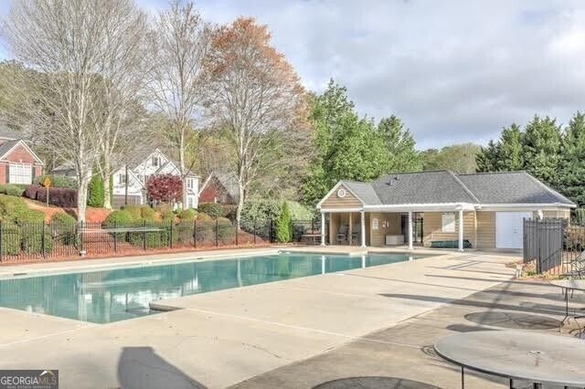 4662 Gilhams Road NE, Roswell, GA 30075