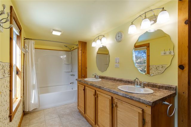 6099 State Route 21, Williamson, NY 14589