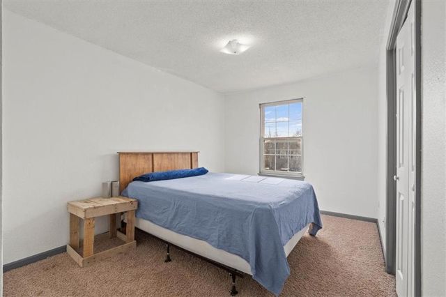 224 NW 113th Street, Kansas City, MO 64155