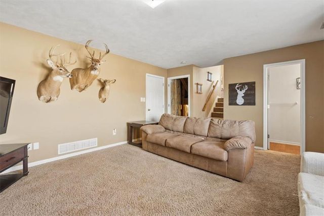 224 NW 113th Street, Kansas City, MO 64155