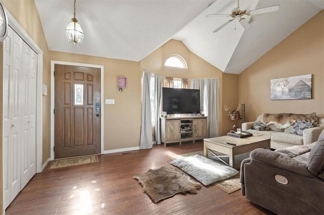 224 NW 113th Street, Kansas City, MO 64155