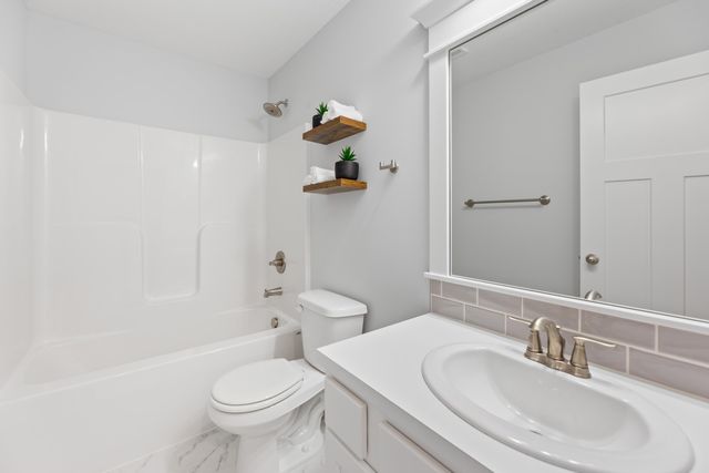 4446 Rutgers Ct, Maize, KS 67101