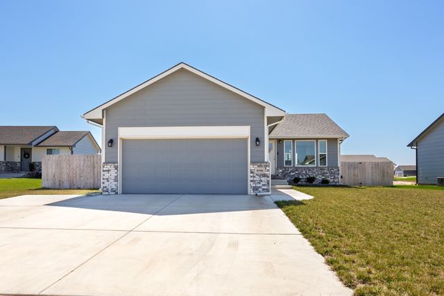 4446 Rutgers Ct, Maize, KS 67101