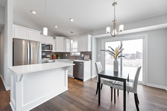 4446 Rutgers Ct, Maize, KS 67101