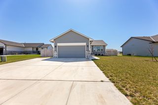 4446 Rutgers Ct, Maize, KS 67101