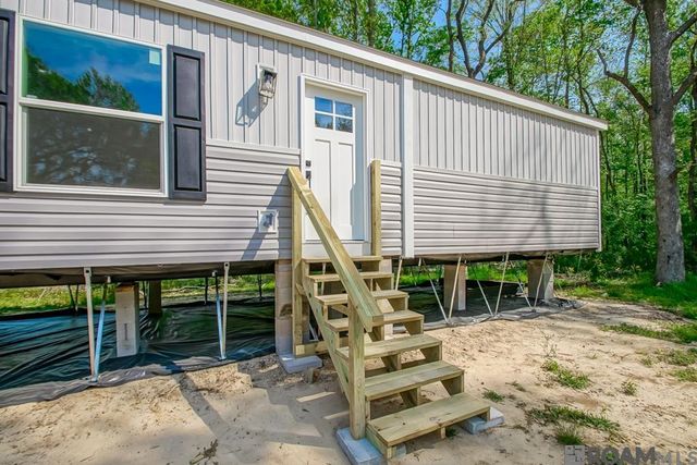 30446 Walker North Rd, Walker, LA 70785