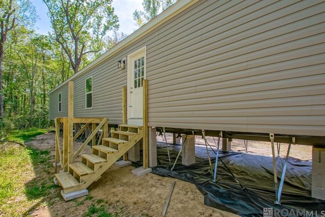 30446 Walker North Rd, Walker, LA 70785