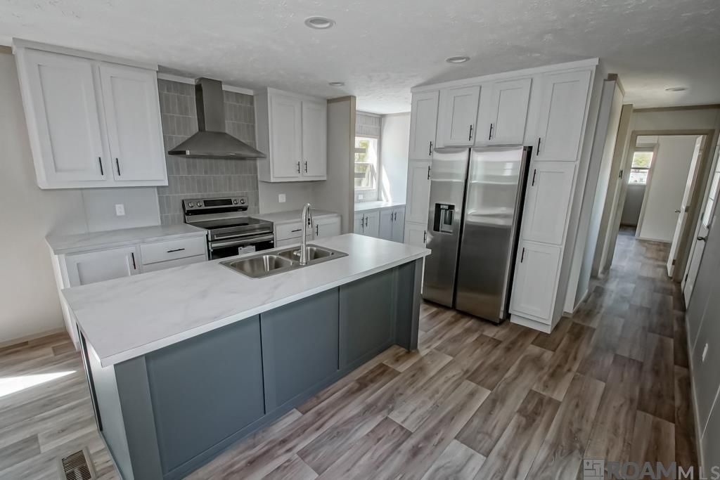 30446 Walker North Rd, Walker, LA 70785