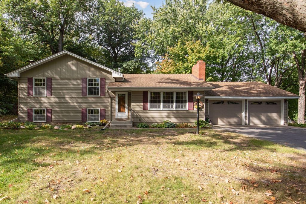 3641 Boone Circle N, New Hope, MN 55427