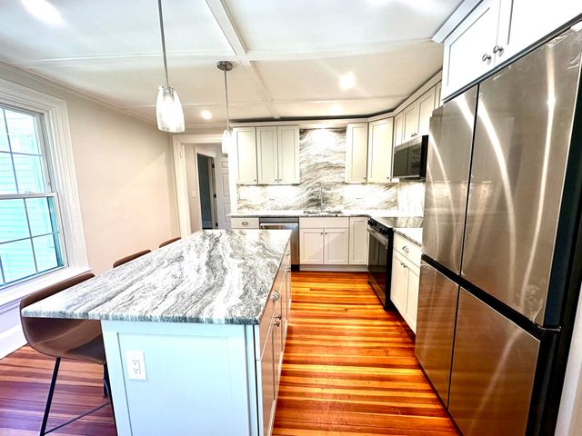 435 South Main Street 3, Haverhill, MA 01835