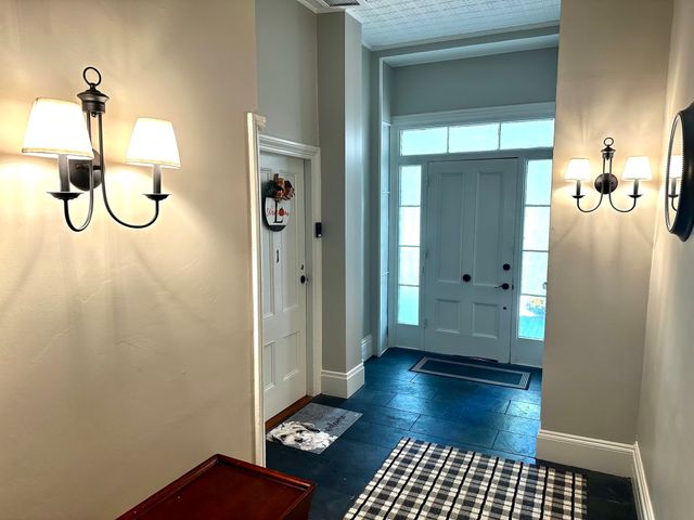 435 South Main Street 3, Haverhill, MA 01835