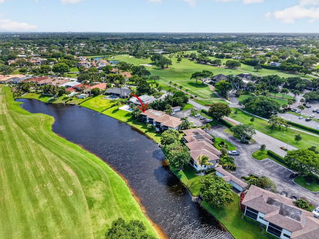 551 Greensward Lane 204-d, Delray Beach, FL 33445