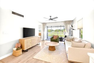 551 Greensward Lane 204-d, Delray Beach, FL 33445