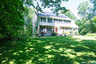18 Hickory Lane, New Fairfield, CT 06812