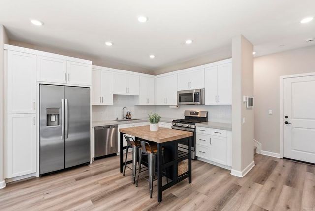 1209 Sunrise View 105, San Marcos, CA 92078