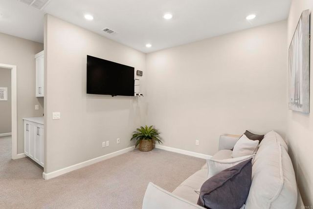 1209 Sunrise View 105, San Marcos, CA 92078