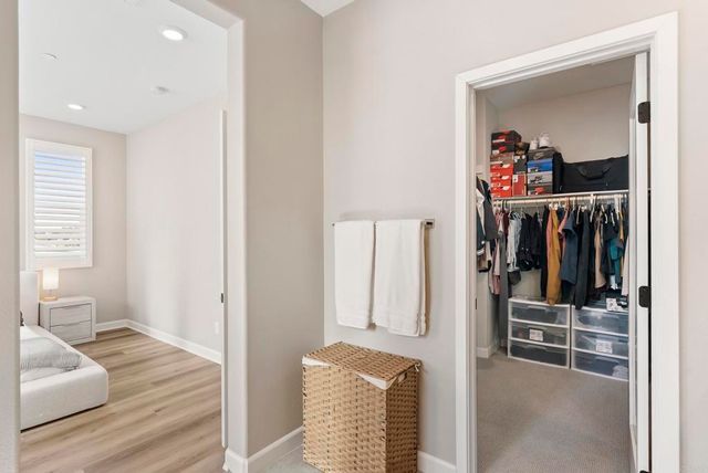 1209 Sunrise View 105, San Marcos, CA 92078