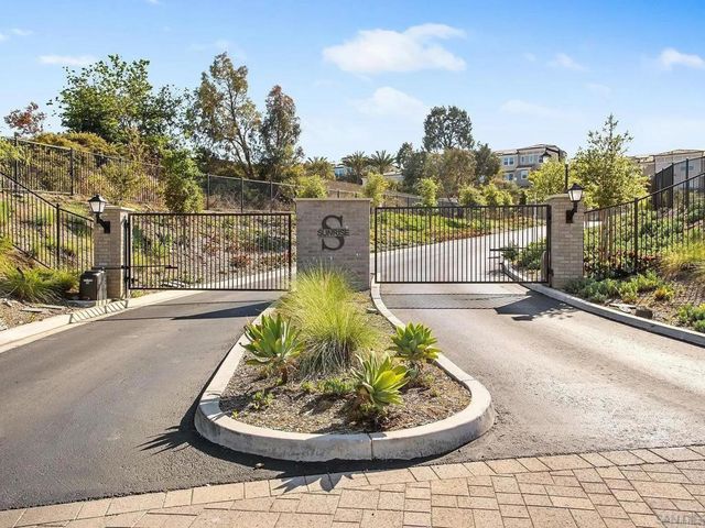 1209 Sunrise View 105, San Marcos, CA 92078