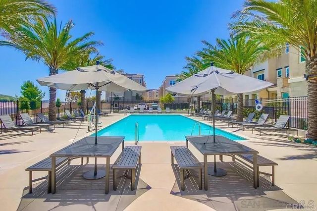 1209 Sunrise View 105, San Marcos, CA 92078