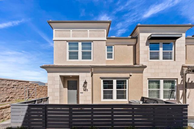 1209 Sunrise View 105, San Marcos, CA 92078