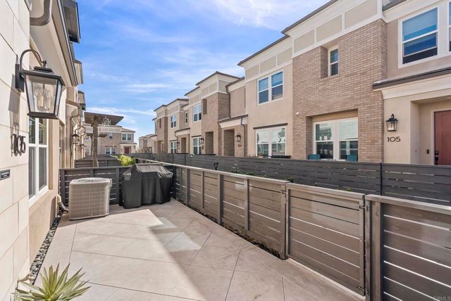 1209 Sunrise View 105, San Marcos, CA 92078