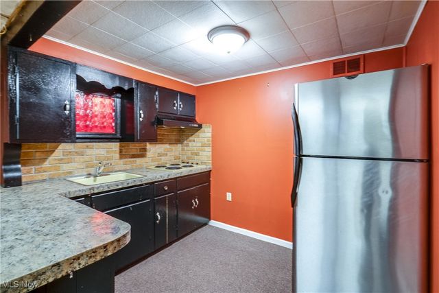 12855 Redwood Avenue NW, Uniontown, OH 44685