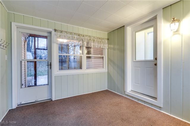 12855 Redwood Avenue NW, Uniontown, OH 44685