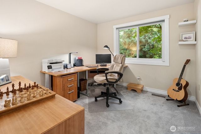 3726 219th Avenue SE, Sammamish, WA 98075