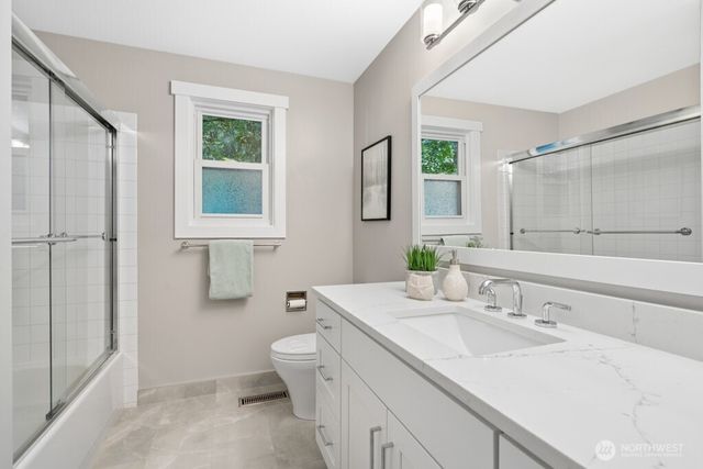 3726 219th Avenue SE, Sammamish, WA 98075
