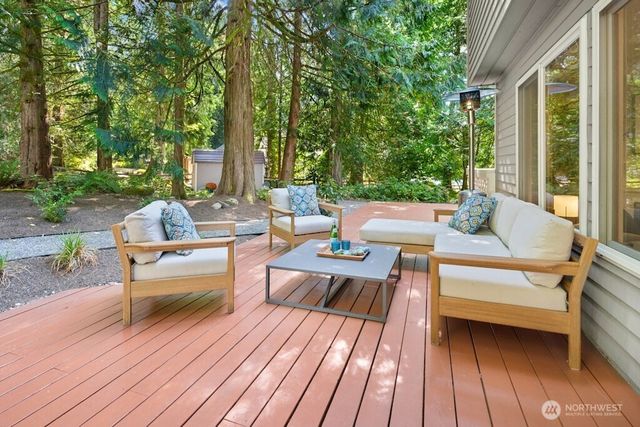 3726 219th Avenue SE, Sammamish, WA 98075