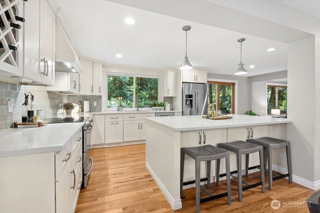 3726 219th Avenue SE, Sammamish, WA 98075