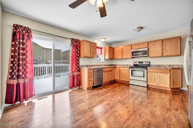 1870 Issaquah Street, Cuyahoga Falls, OH 44221