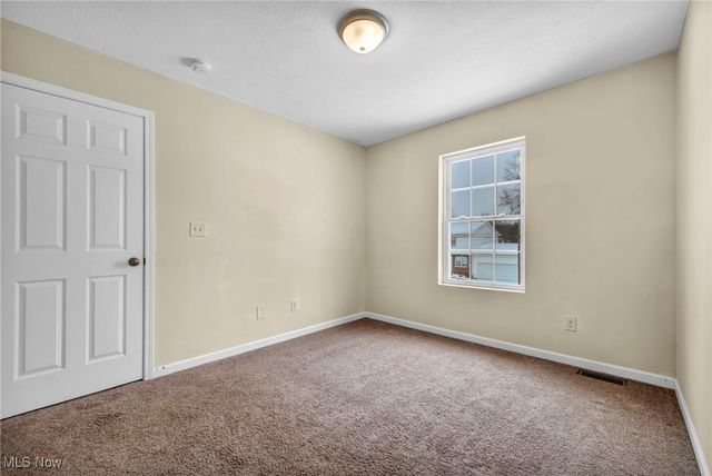 1870 Issaquah Street, Cuyahoga Falls, OH 44221