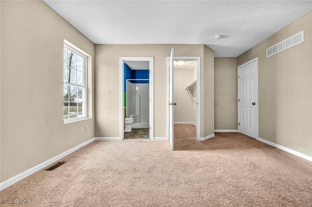 1870 Issaquah Street, Cuyahoga Falls, OH 44221