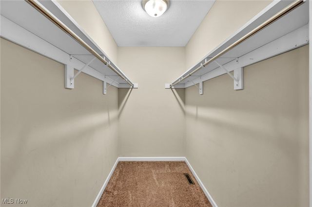 1870 Issaquah Street, Cuyahoga Falls, OH 44221