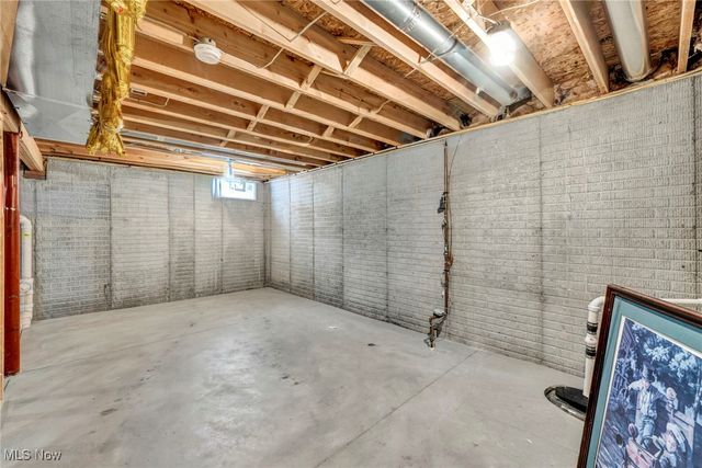 1870 Issaquah Street, Cuyahoga Falls, OH 44221