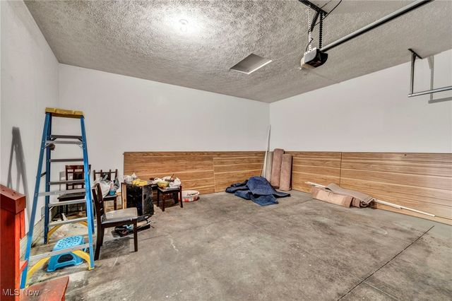 1870 Issaquah Street, Cuyahoga Falls, OH 44221