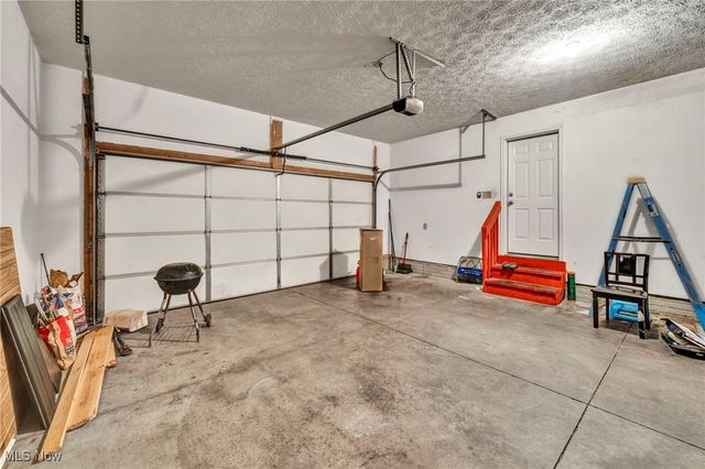 1870 Issaquah Street, Cuyahoga Falls, OH 44221