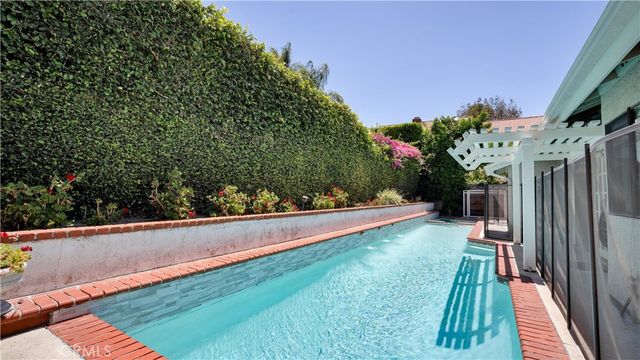 6 Morris, Irvine, CA 92620