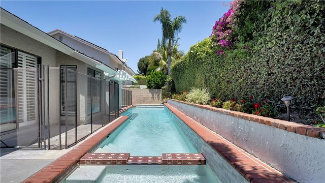 6 Morris, Irvine, CA 92620