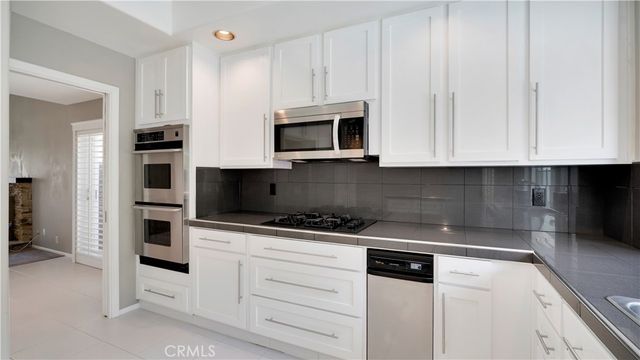 6 Morris, Irvine, CA 92620