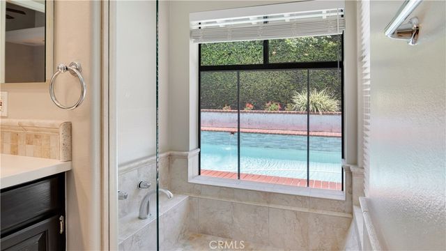 6 Morris, Irvine, CA 92620