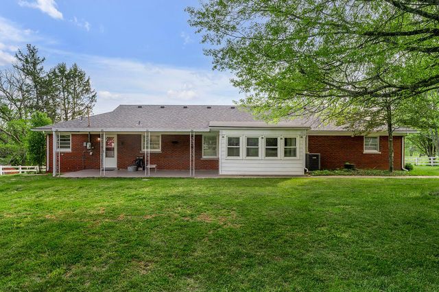1152 Ashgrove Road, Nicholasville, KY 40356