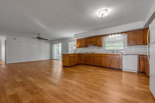 1152 Ashgrove Road, Nicholasville, KY 40356