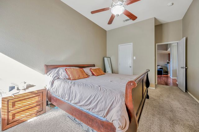 10865 Braemoor Drive, Fort Worth, TX 76052