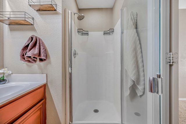 10865 Braemoor Drive, Fort Worth, TX 76052